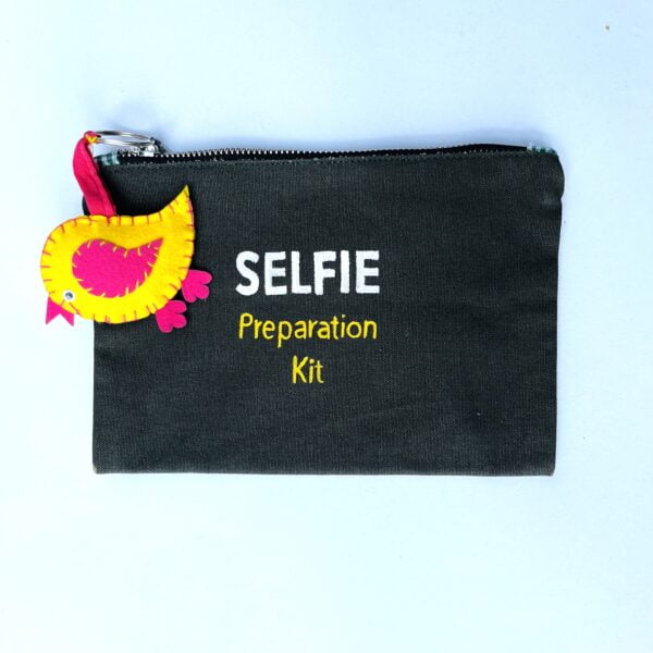 Selfie preparation kit_cloth pouch Bird carm