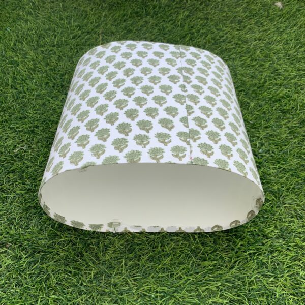 Floral_Whiteandgrey_Foldable