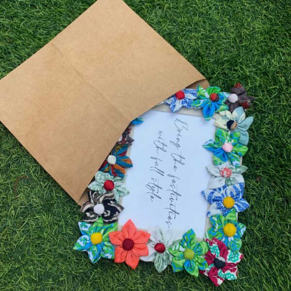 Bothway_frame_with_packaging